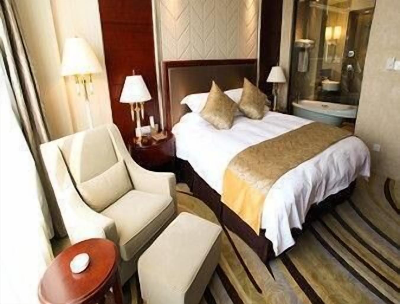 فندق Ramada Yangzhou Baoying المظهر الخارجي الصورة